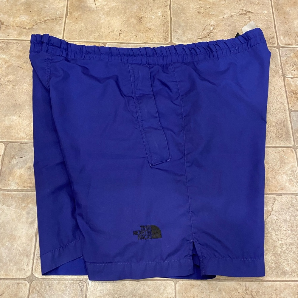 Vintage 80’s 90’s Northface Nylon Shorts Lined  Purple Blue Sz L/XL